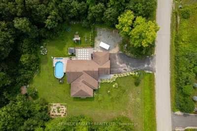 1655 Georgian Heights Boulevard • Severn, ON photo 4