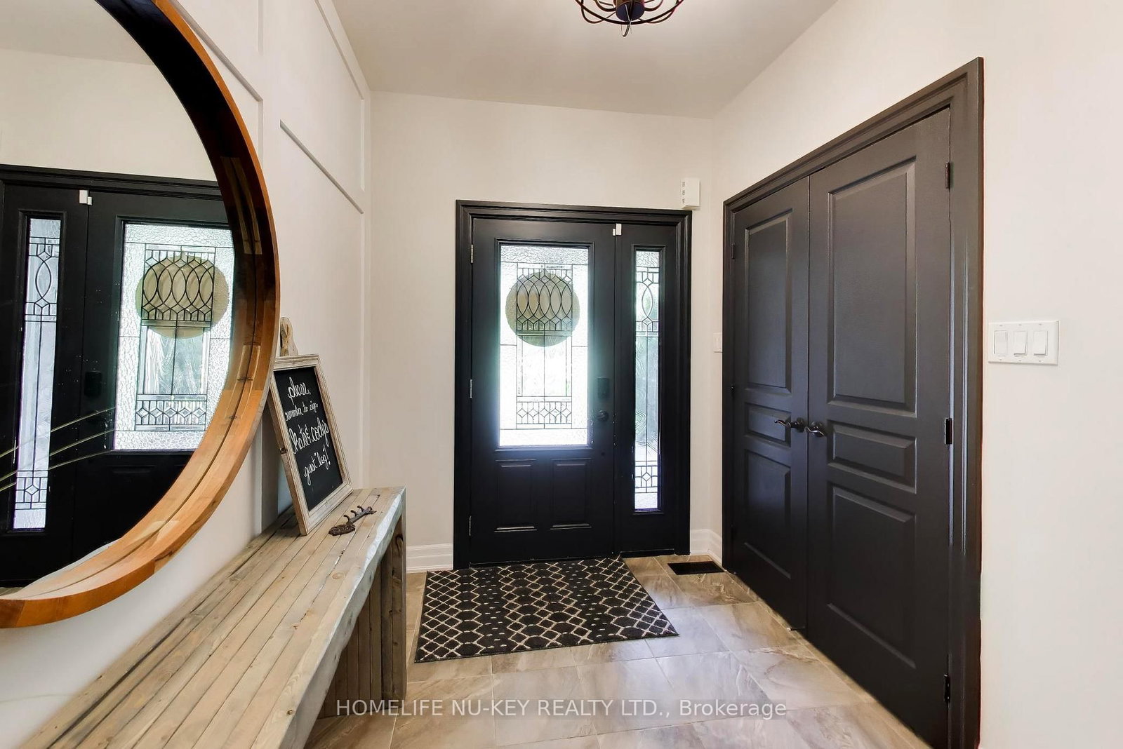 1655 Georgian Heights Boulevard • Severn, ON photo 9