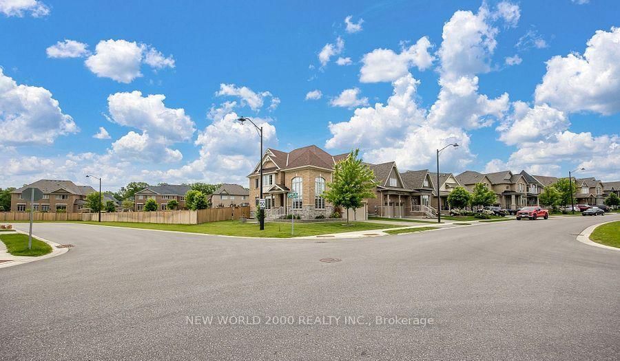 57 Victoria Wood Avenue • Springwater, ON photo 5