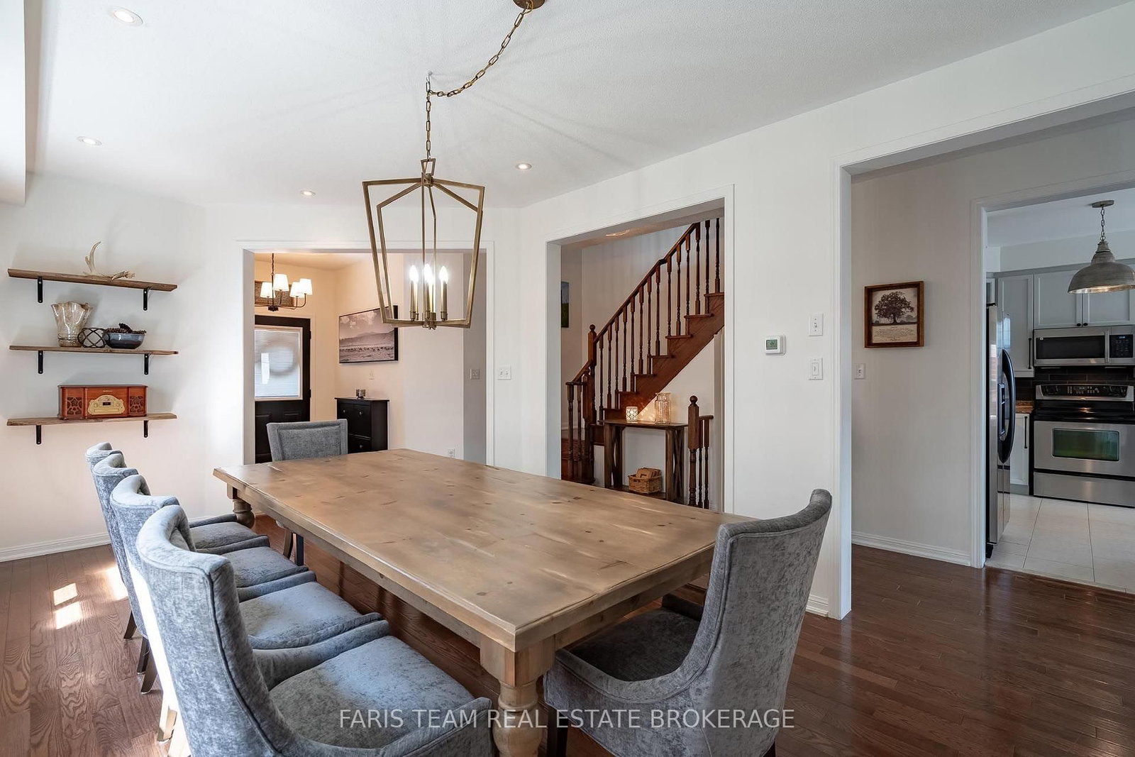 115 Winchester Terrace • Barrie, ON photo 12