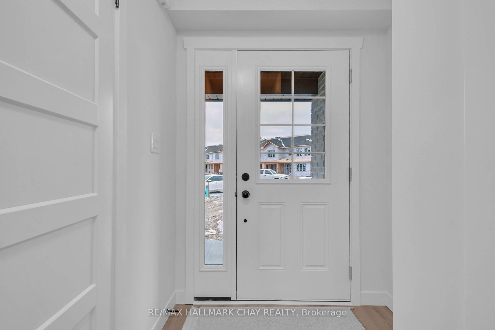 18 Beverly Street • Springwater, ON photo 2