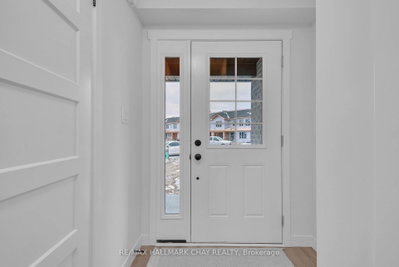 18 Beverly Street • Springwater, ON photo 2