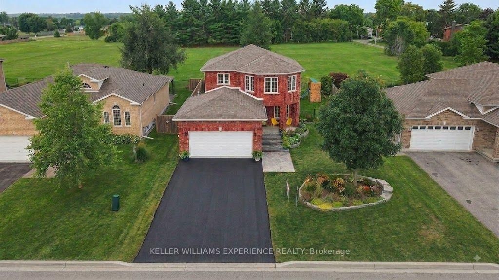 30 Nash Avenue • Springwater, ON photo 1