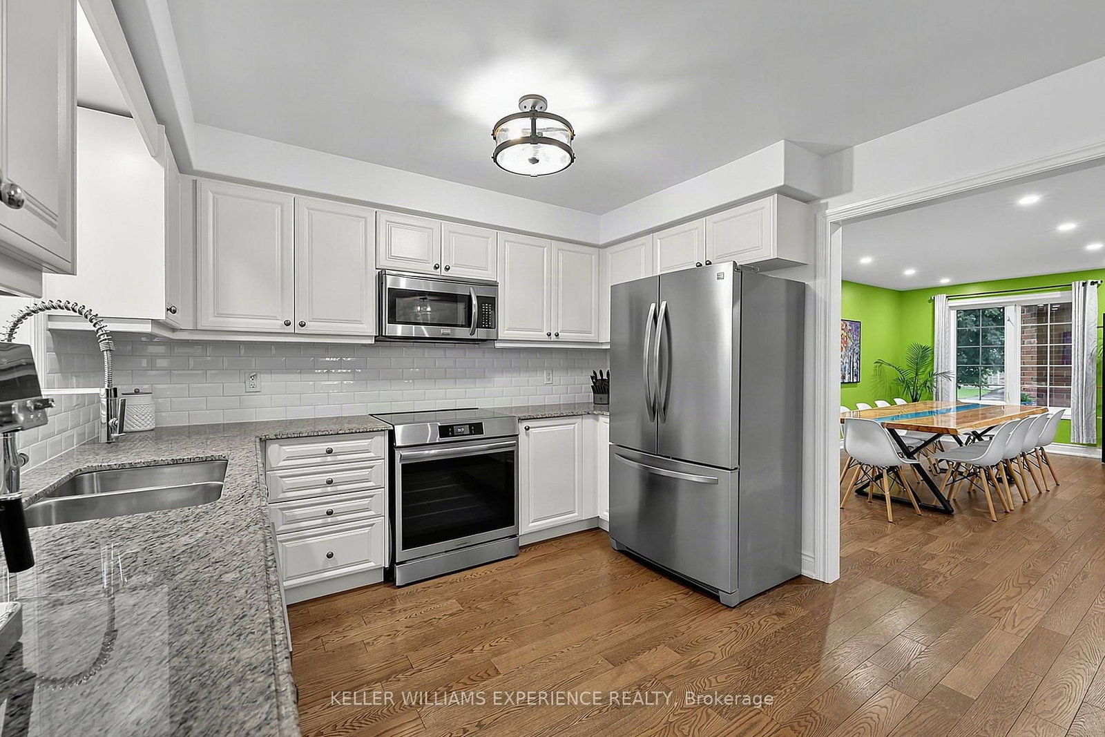30 Nash Avenue • Springwater, ON photo 12