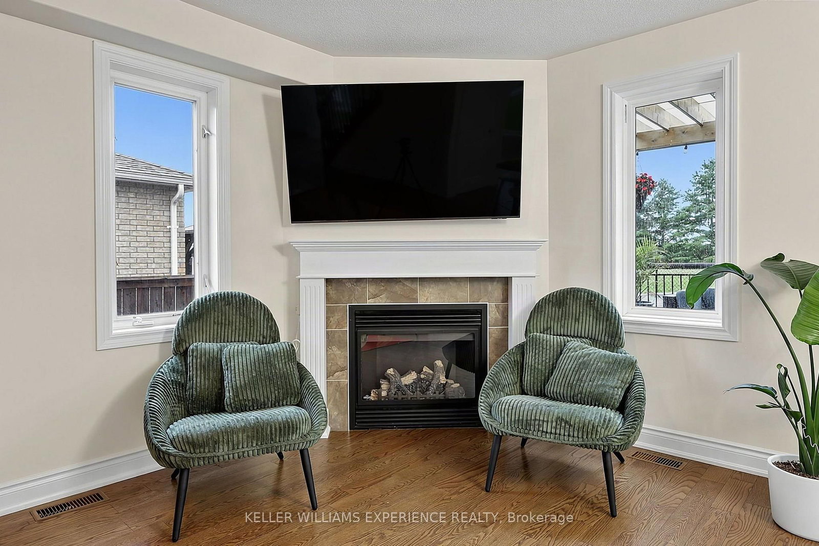 30 Nash Avenue • Springwater, ON photo 18