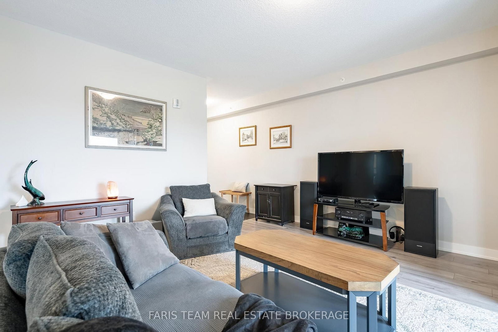 4 Spice Way • #402 • Barrie, ON photo 14