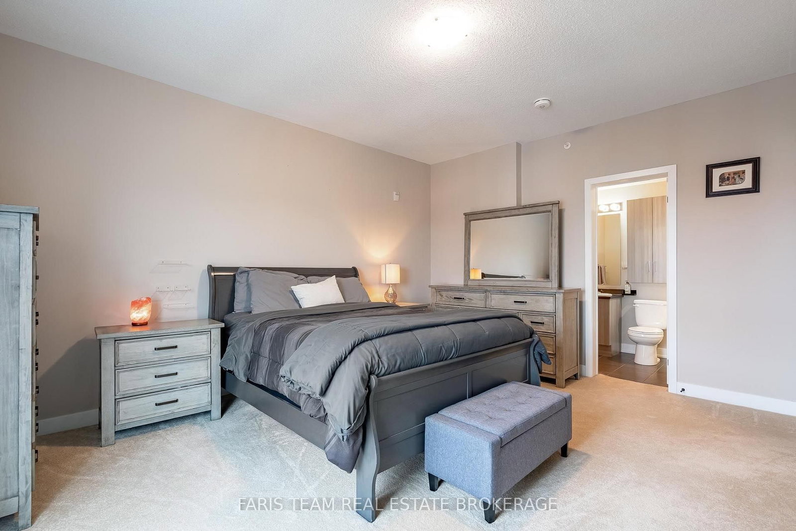 4 Spice Way • #402 • Barrie, ON photo 20