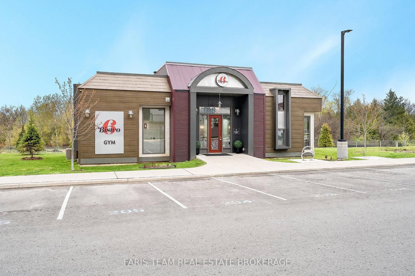 4 Spice Way • #402 • Barrie, ON photo 32