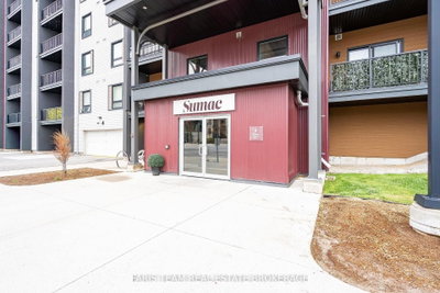 4 Spice Way • #402 • Barrie, ON photo 4