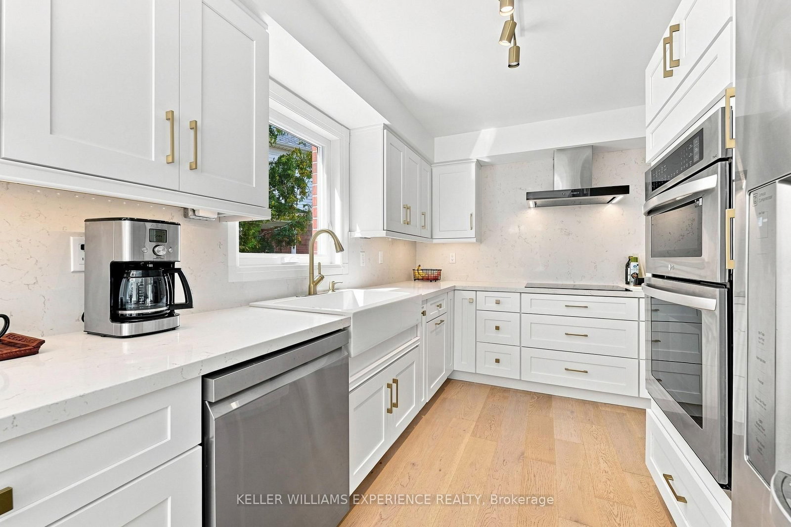 329 Esther Drive • Barrie, ON photo 14