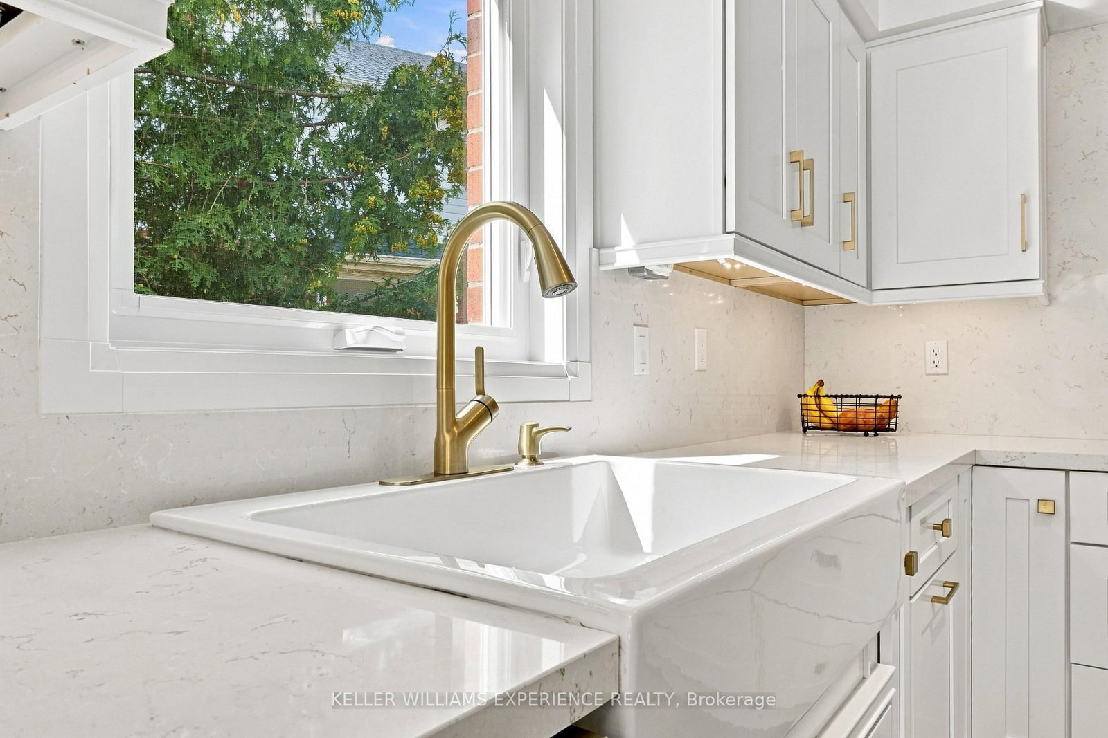 329 Esther Drive • Barrie, ON photo 15