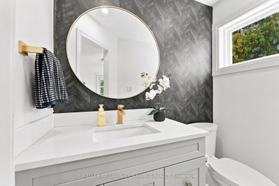 329 Esther Drive • Barrie, ON photo 5