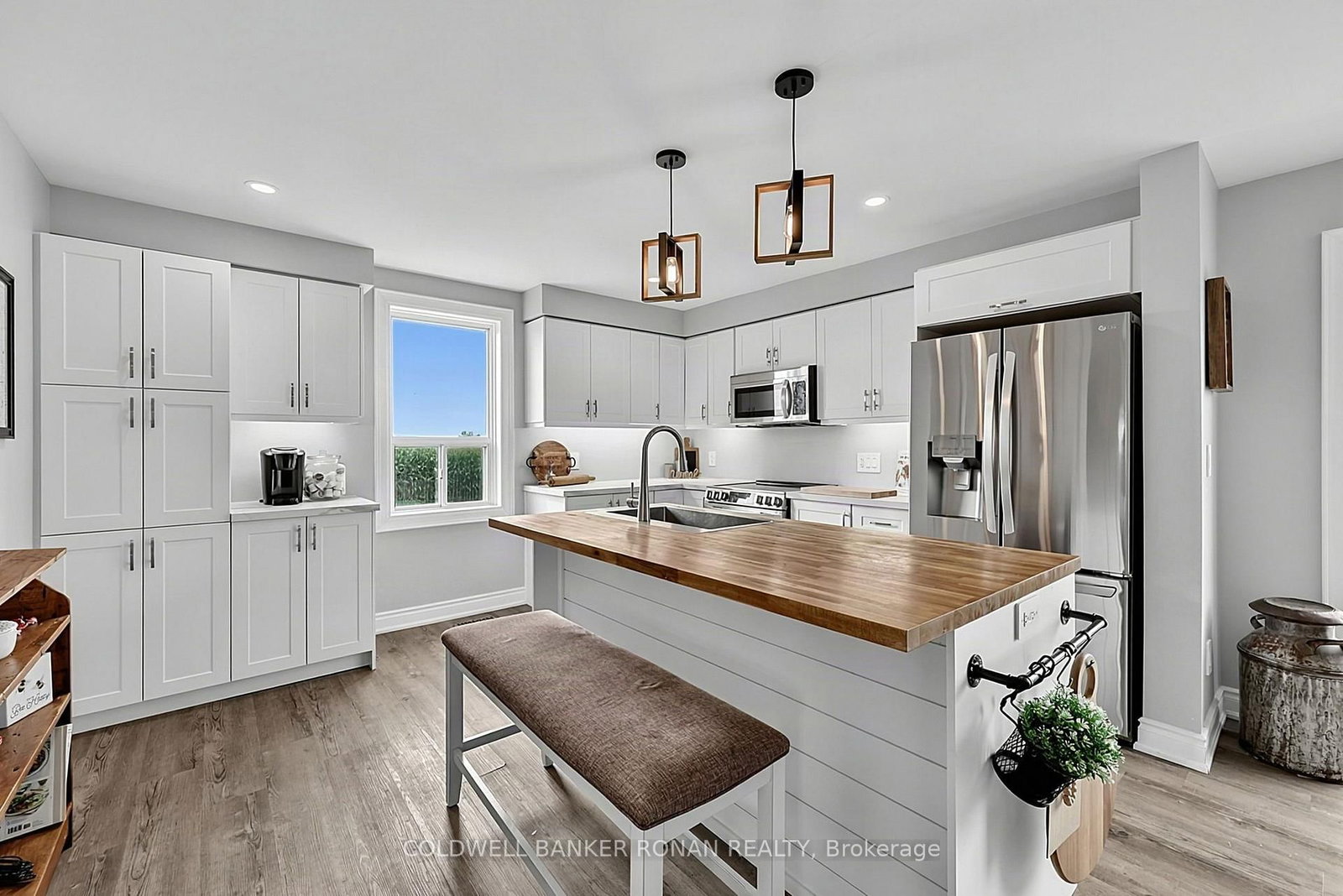 4542 Concession Road 6 Sunnidale • Clearview, ON photo 10