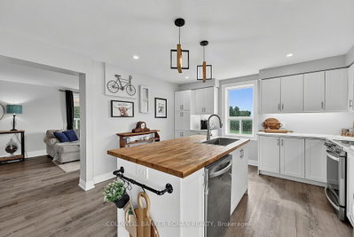 4542 Concession Road 6 Sunnidale • Clearview, ON photo 9