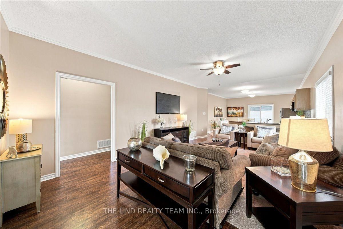 61 Mcintyre Drive • Barrie, ON photo 10