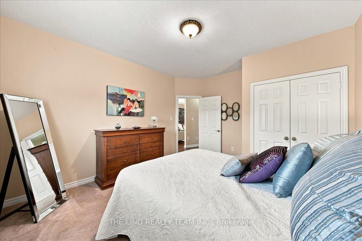 61 Mcintyre Drive • Barrie, ON photo 17