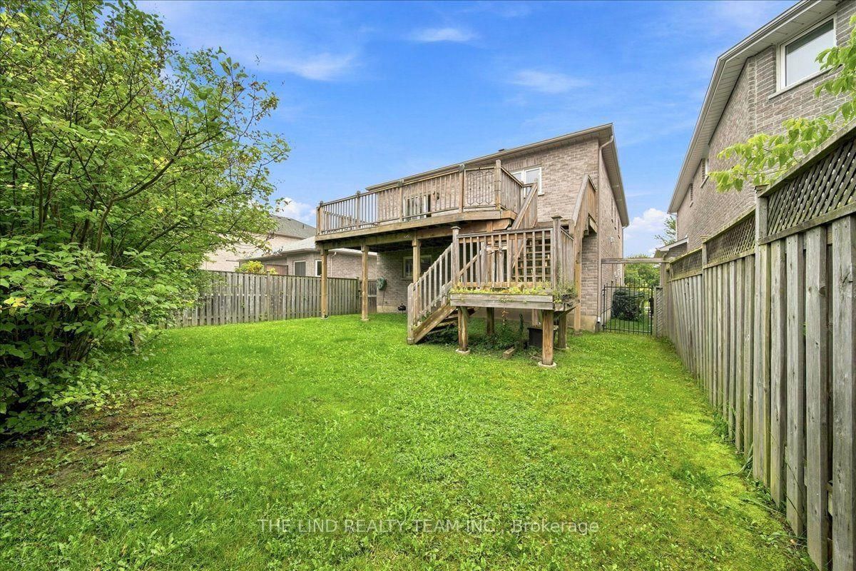 61 Mcintyre Drive • Barrie, ON photo 31