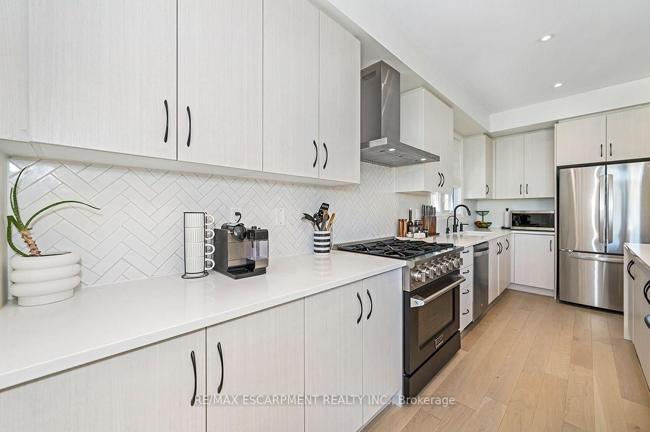 42 Shepherd Drive • Barrie, ON photo 16