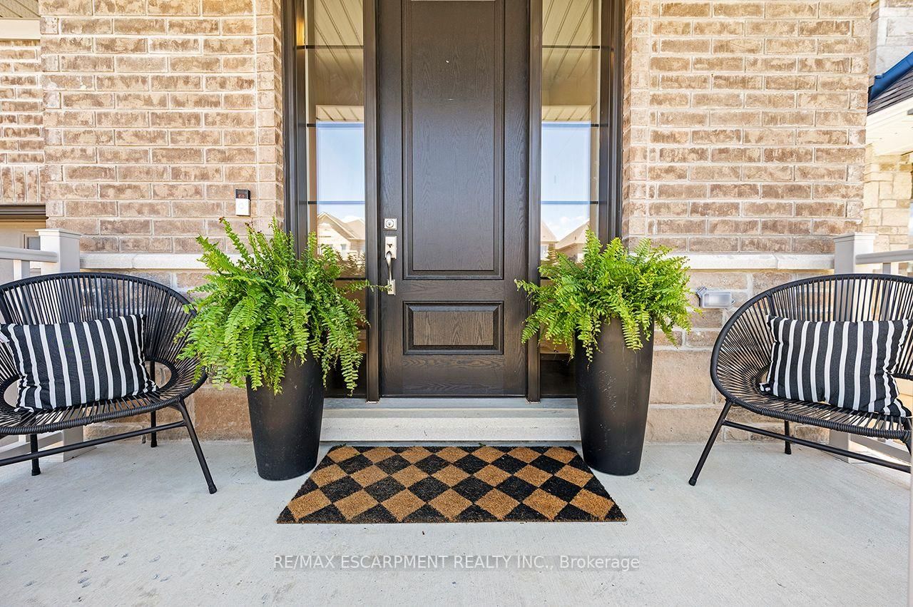 42 Shepherd Drive • Barrie, ON photo 5