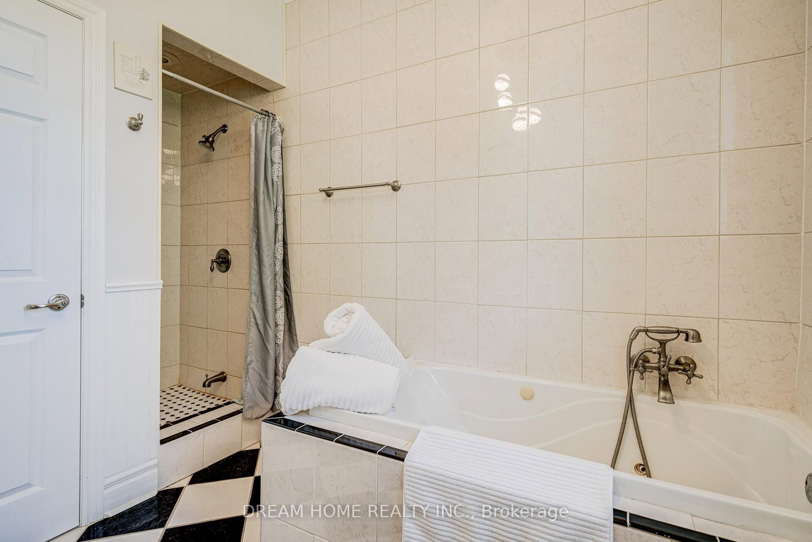 1119 Sajnovic Place • Ramara, ON photo 21