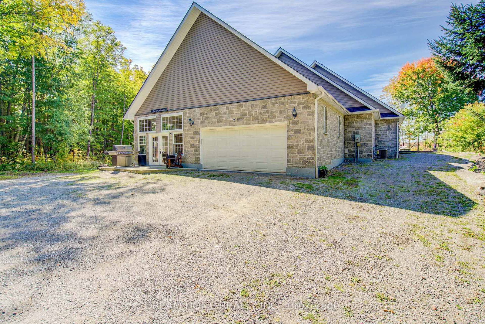 1119 Sajnovic Place • Ramara, ON photo 5