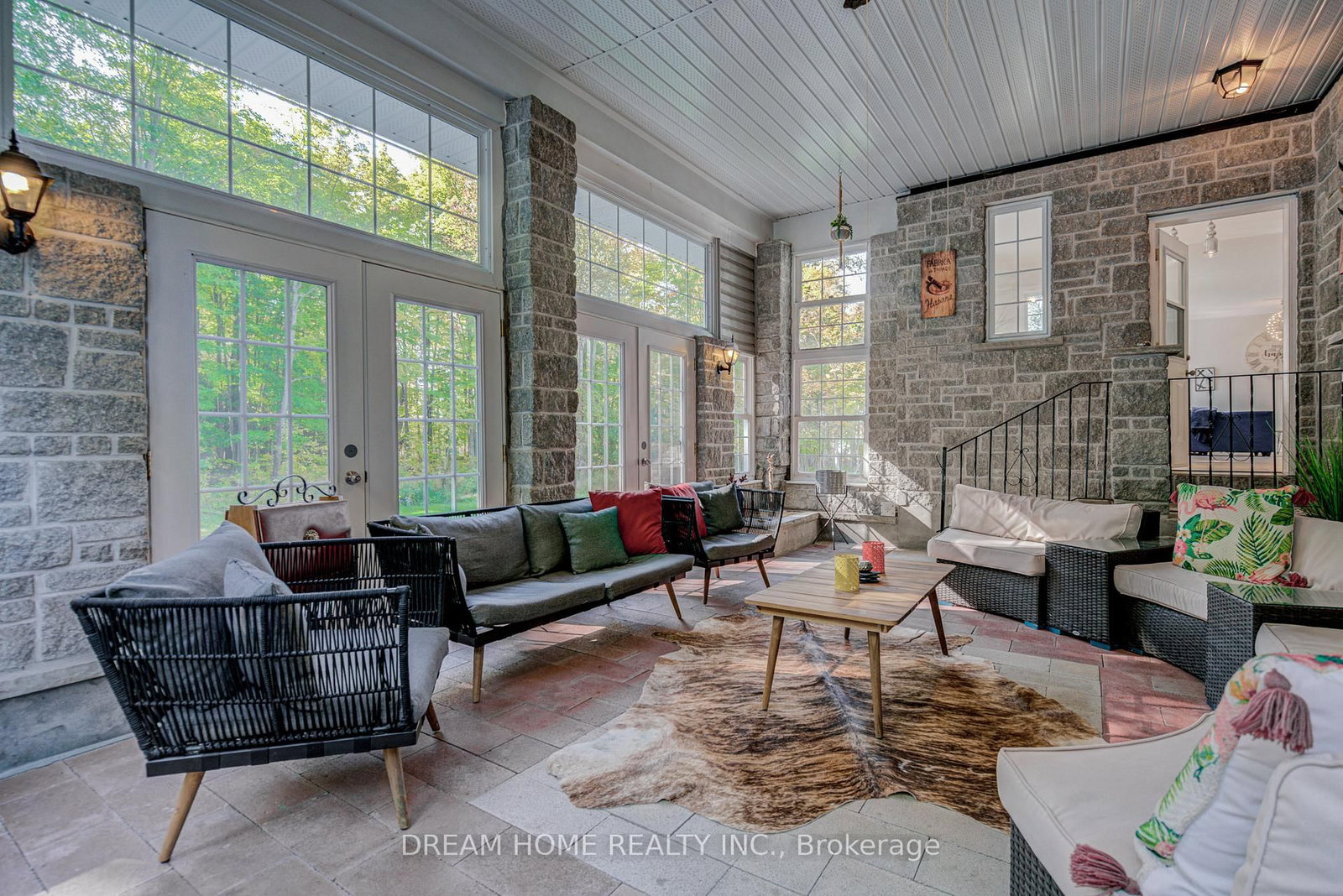 1119 Sajnovic Place • Ramara, ON photo 6