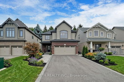 61 Maidens Crescent • Collingwood, ON photo 2