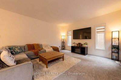 61 Maidens Crescent • Collingwood, ON photo 5