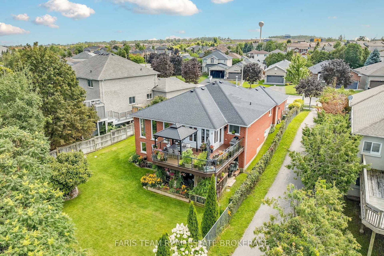 32 Stanley Street • Barrie, ON photo 39