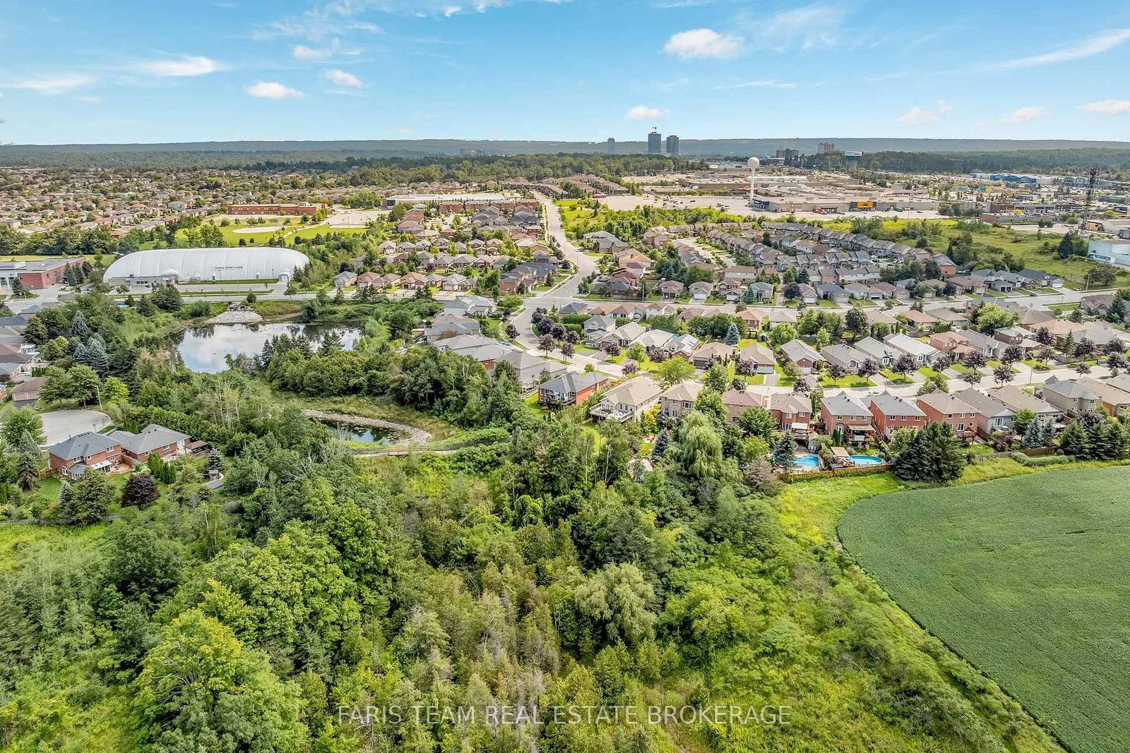 32 Stanley Street • Barrie, ON photo 41