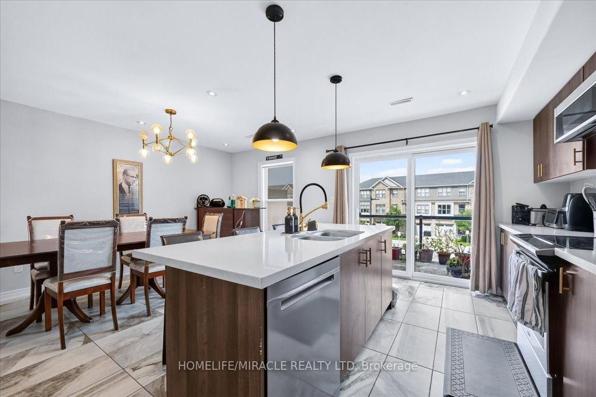 1 Leggott Avenue • #27 • Barrie, ON photo 12