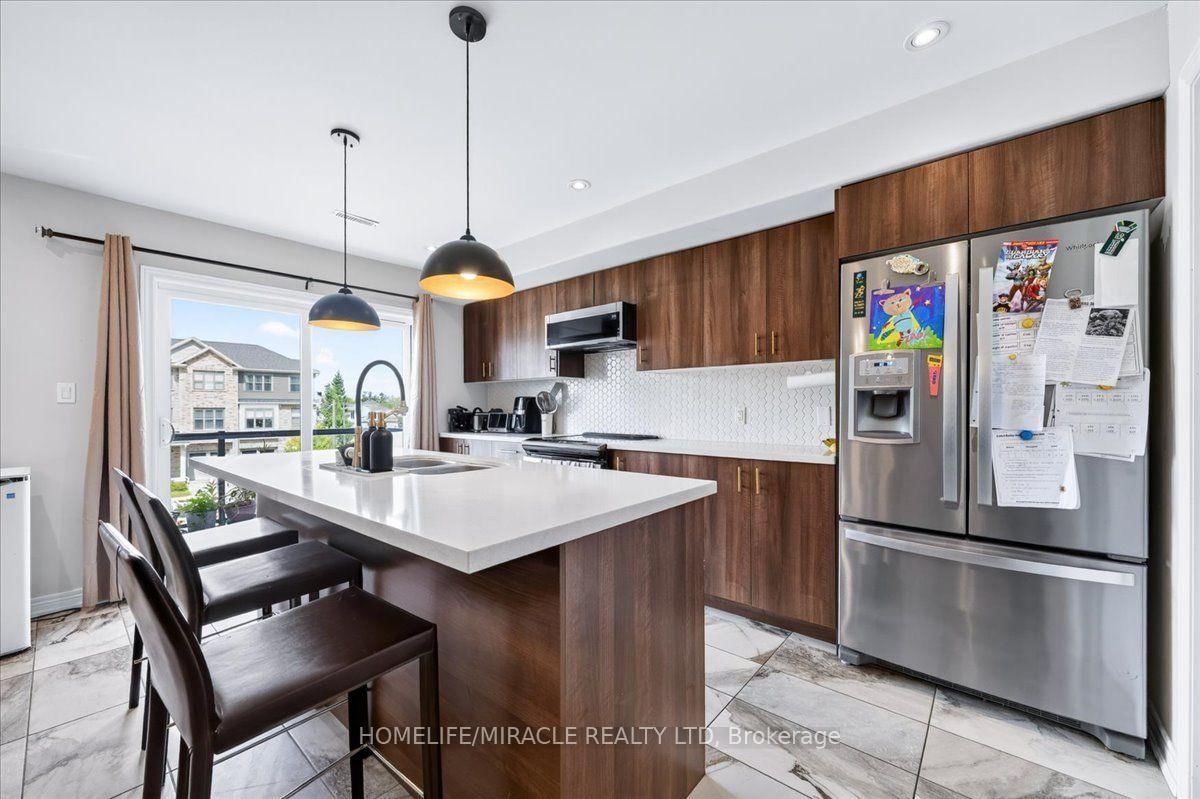 1 Leggott Avenue • #27 • Barrie, ON photo 14