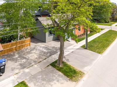 350 Birch Street • Collingwood, ON photo 5