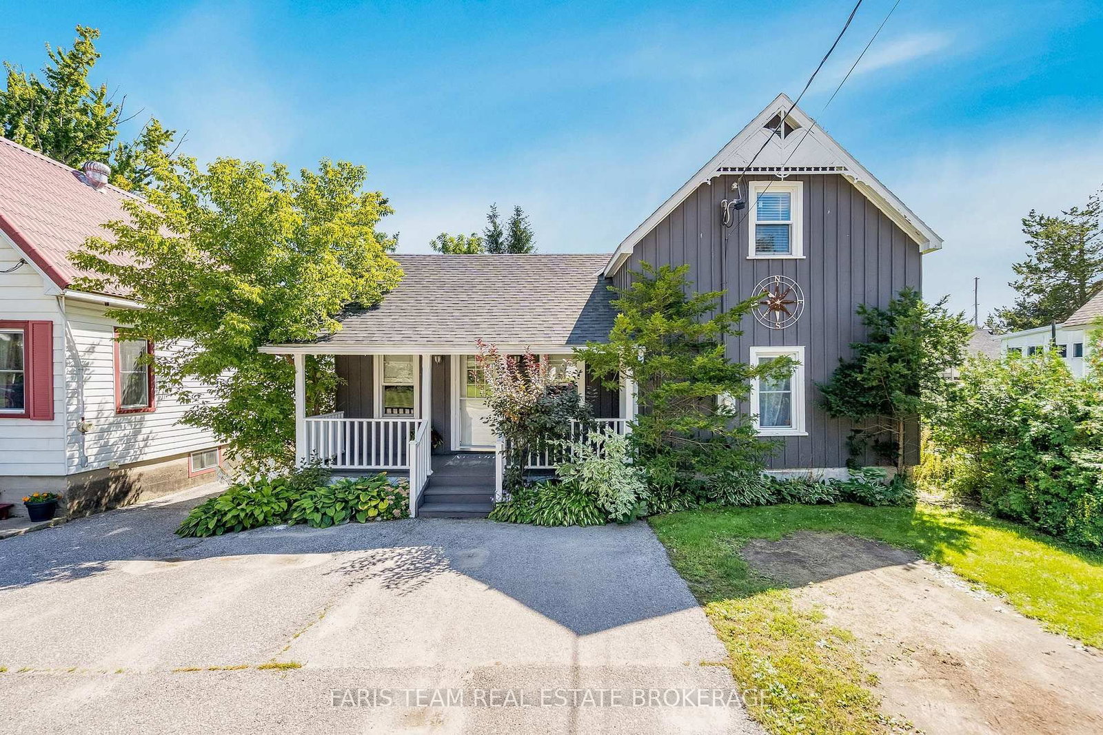 337 Nottawasaga Street • Orillia, ON photo 2