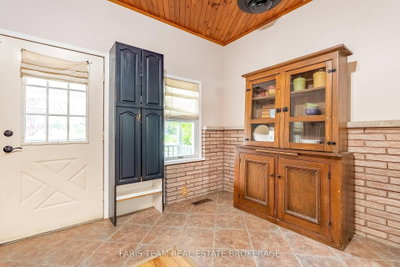 337 Nottawasaga Street • Orillia, ON photo 4