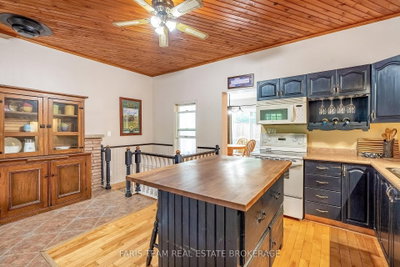 337 Nottawasaga Street • Orillia, ON photo 7