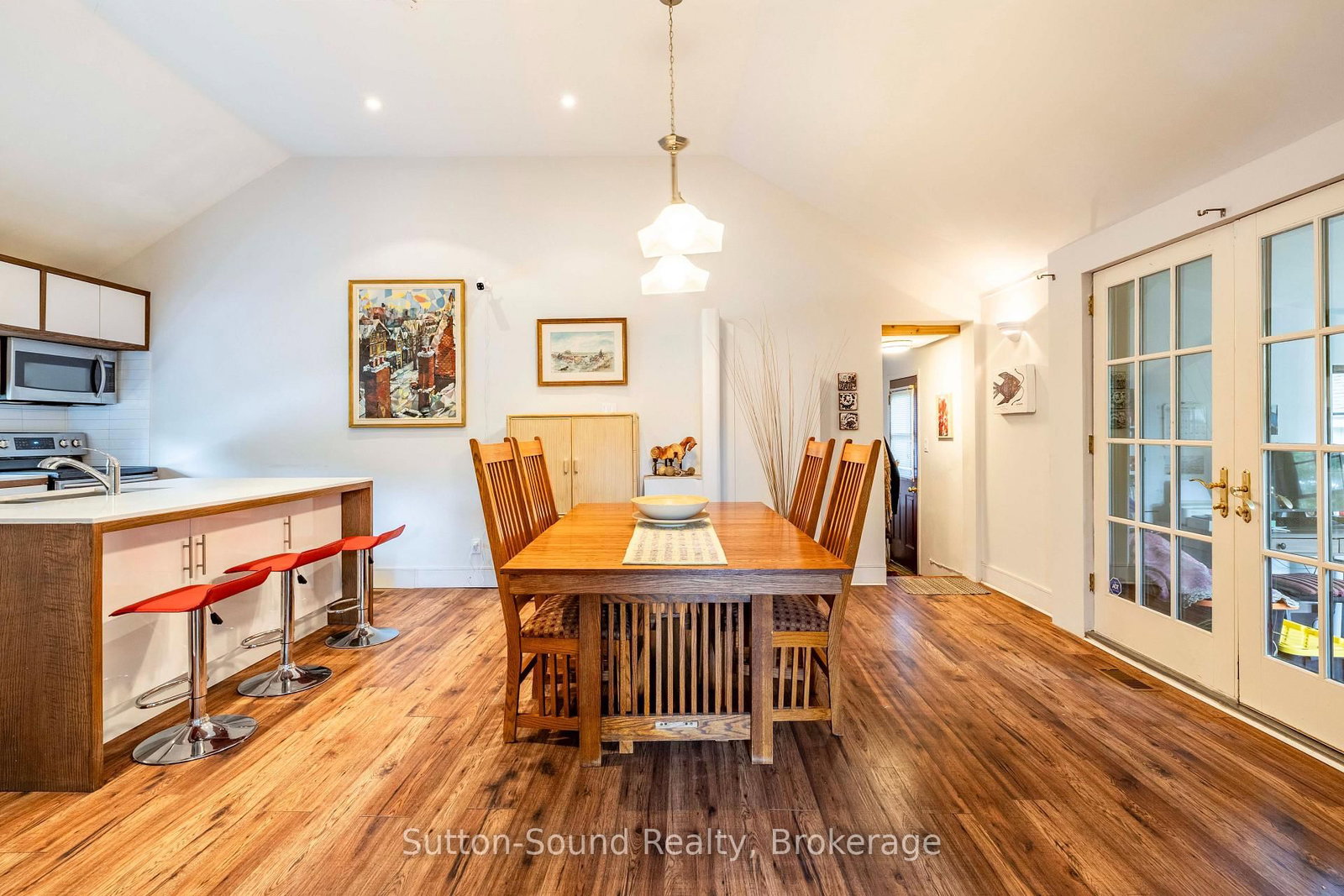 307 Fourth Street W • Collingwood, ON photo 10