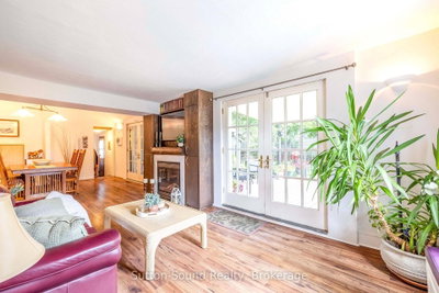 307 Fourth Street W • Collingwood, ON photo 7