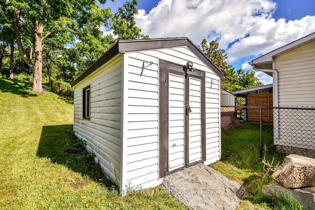 364 Arthur Street • Orillia, ON photo 34