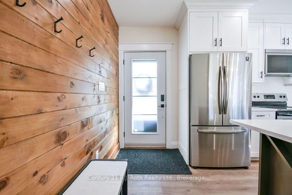 364 Arthur Street • Orillia, ON photo 6