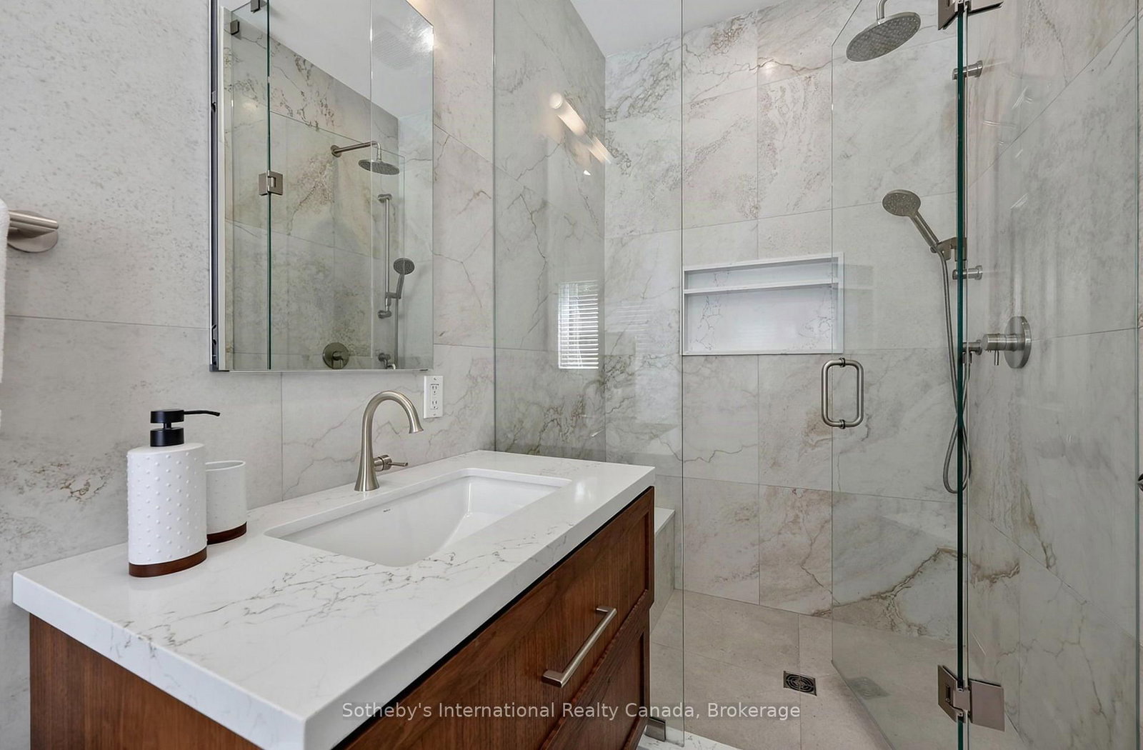 48 Thomas Drive • Collingwood, ON photo 24