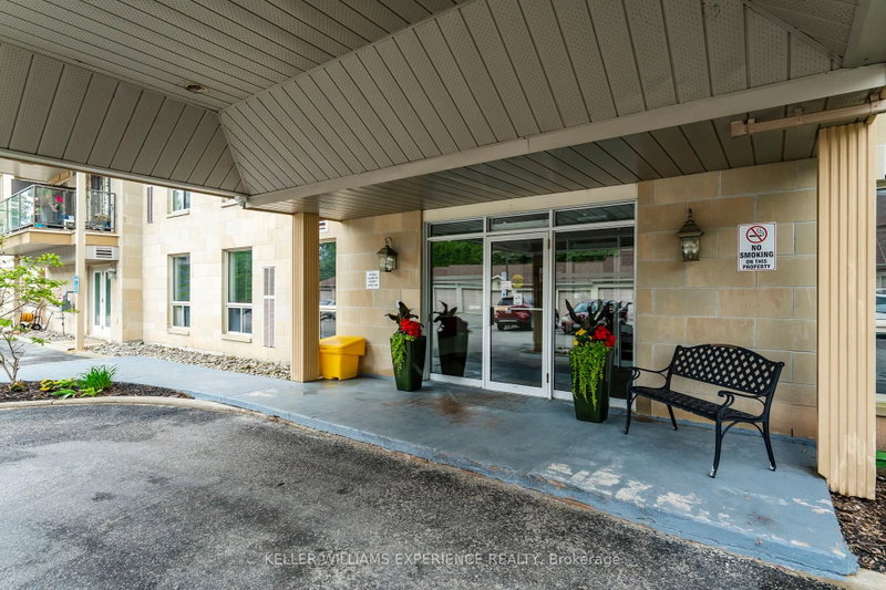 Unit 111 - 486 Laclie Street