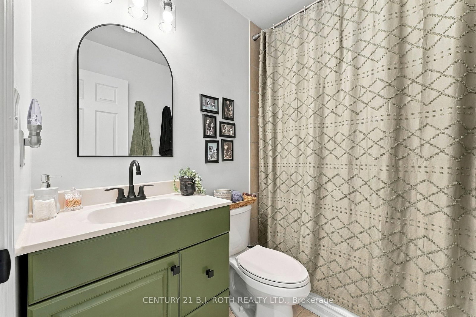 11 Rosemary Road • Tiny, ON photo 16