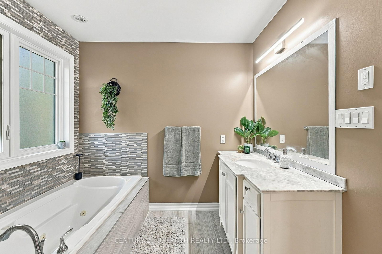 11 Rosemary Road • Tiny, ON photo 23