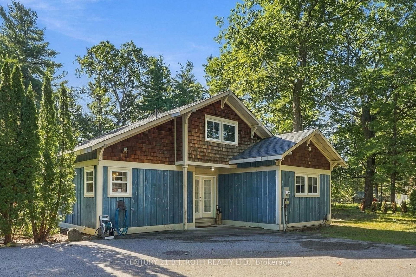 11 Rosemary Road • Tiny, ON photo 4