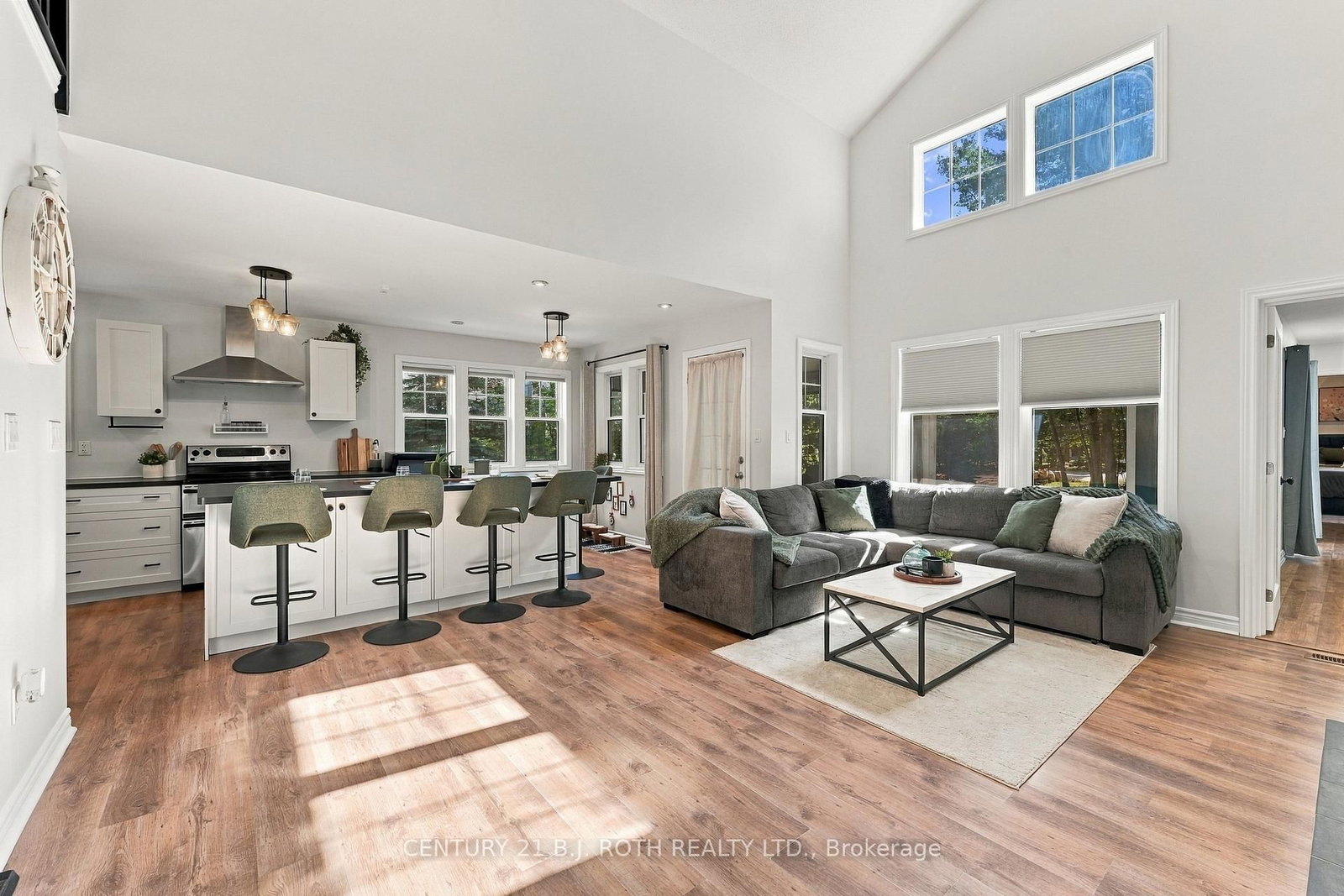 11 Rosemary Road • Tiny, ON photo 9