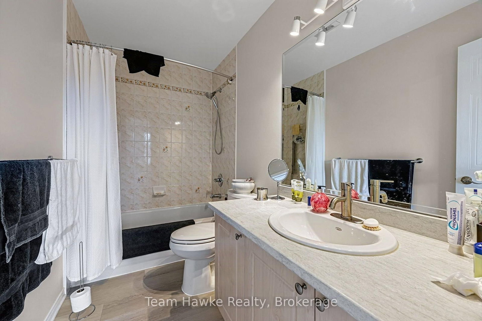 4 Beck Boulevard • #306 • Penetanguishene, ON photo 22