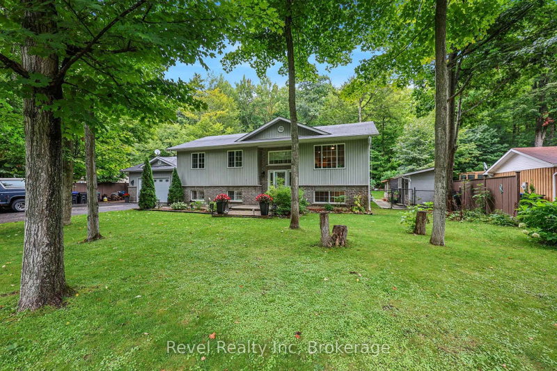 117 Desroches Trail