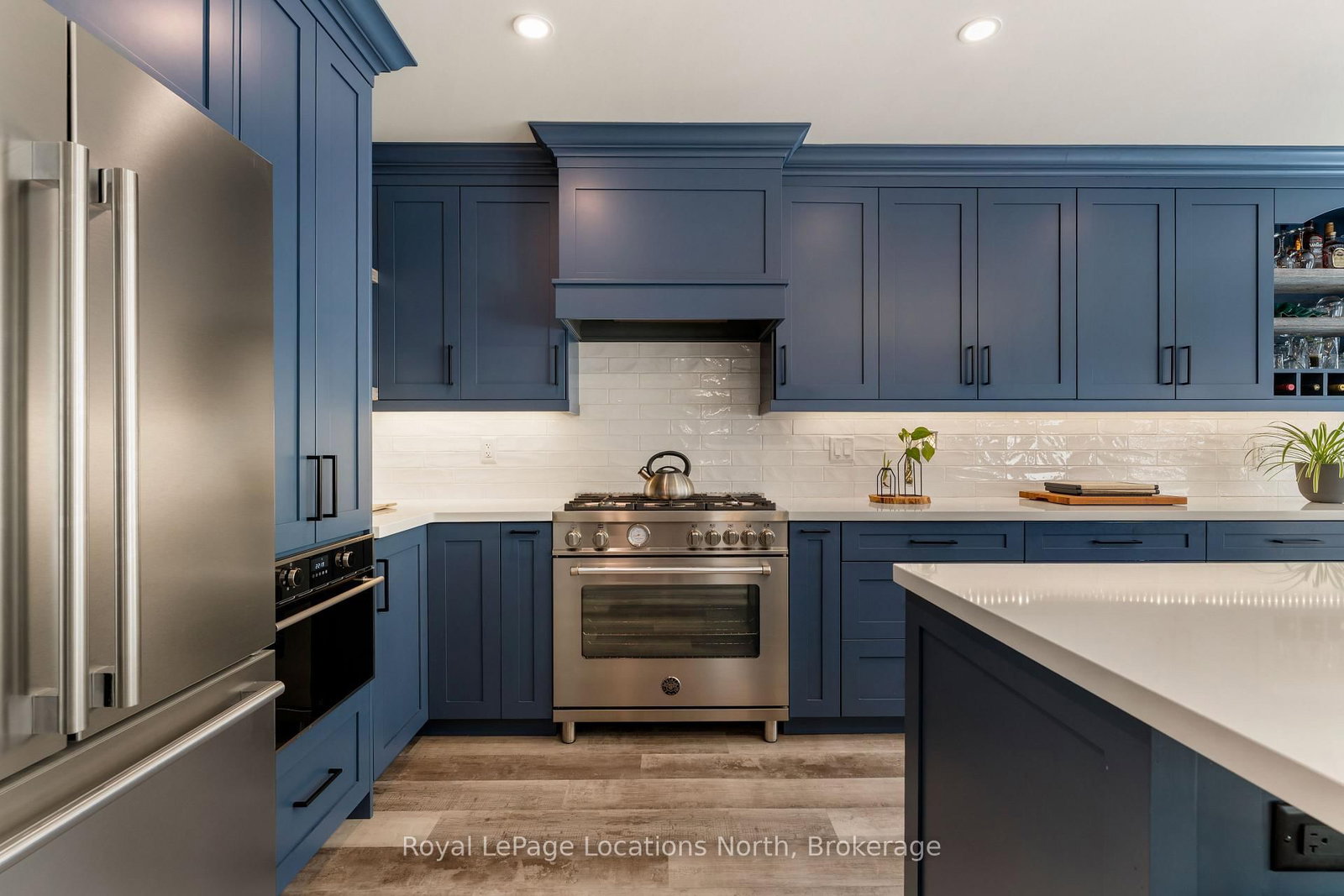 20 Highlands Crescent • Collingwood, ON photo 4