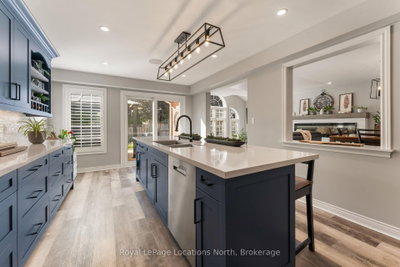 20 Highlands Crescent • Collingwood, ON photo 8
